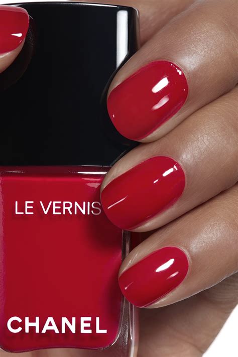 chanel le vernis 500 rouge essentiel|CHANEL.